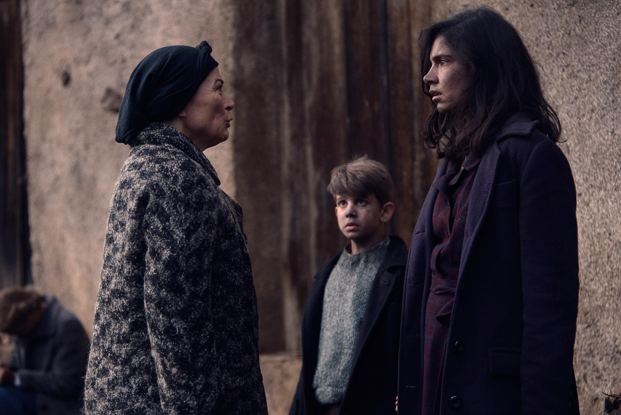 Echoes of the past - Image 0