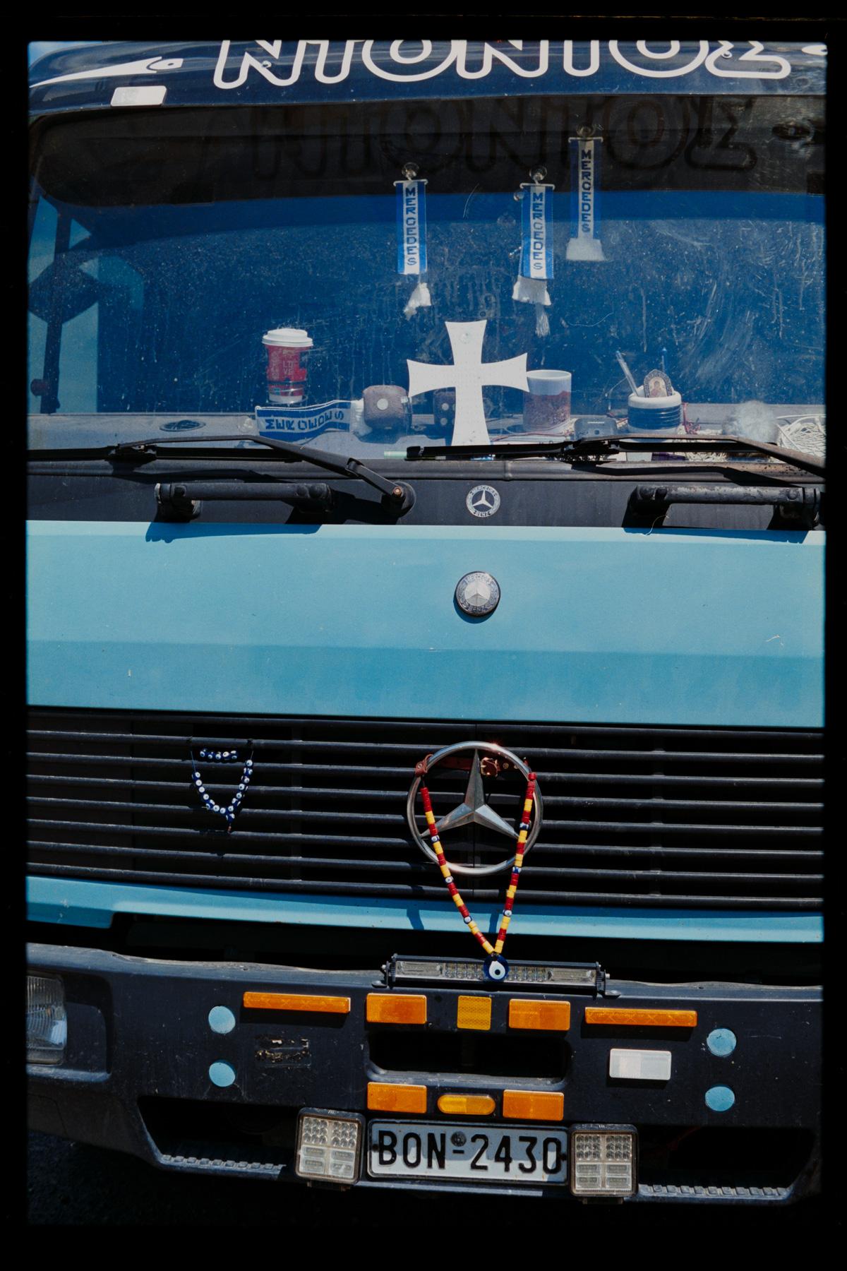 Valia Calda - Image 6